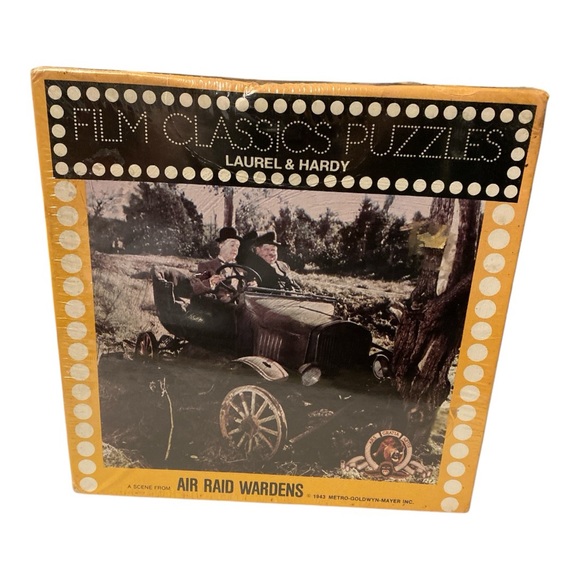 Vintage 250 pc Film Classics Puzzle- Laurel & Hardey- Sealed - Picture 1 of 3